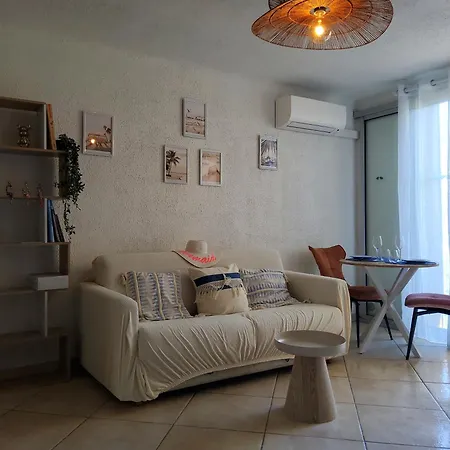 Apartment 30m2 - Clim - Wifi - 100m Des Plages
