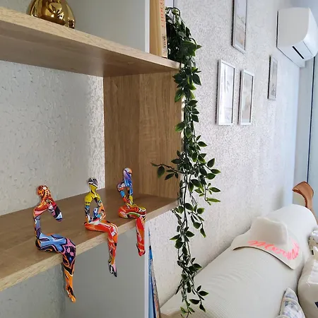30m2 - Clim - Wifi - 100m Des Plages Fréjus